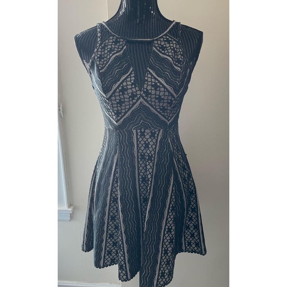 Free People Black Lace Overlay Cream Dress Size 0
